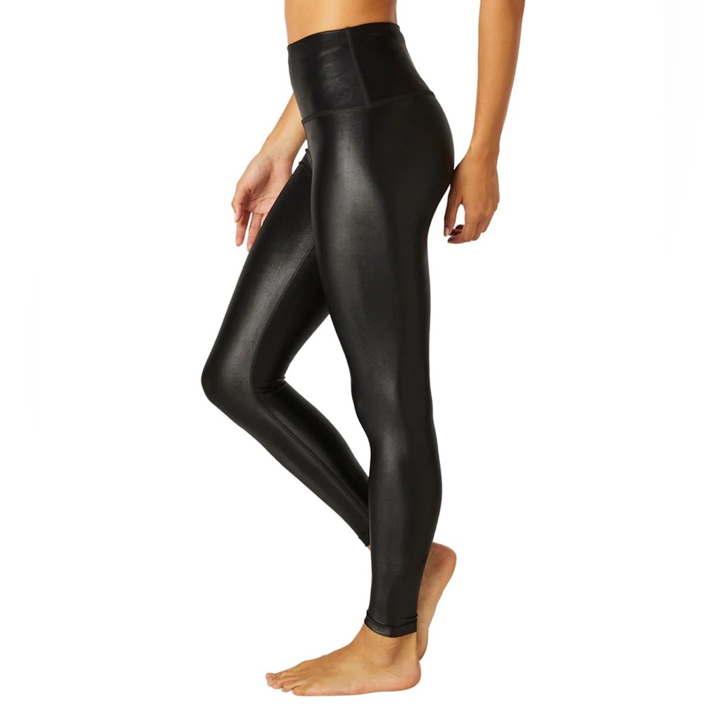 Women's Beyond Yoga Leatherette High Waisted Midi Leggings Sz M NWT